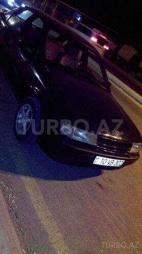 Opel Vectra 1992, 465,000 km - 1.6 l - Bakı