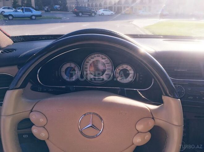 Mercedes CLS 350 2005, 135,000 km - 3.5 l - Bakı