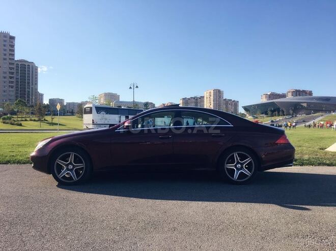 Mercedes CLS 350 2005, 135,000 km - 3.5 l - Bakı