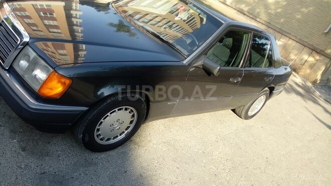 Mercedes E 200 1989, 110,562 km - 2.0 л - Bakı