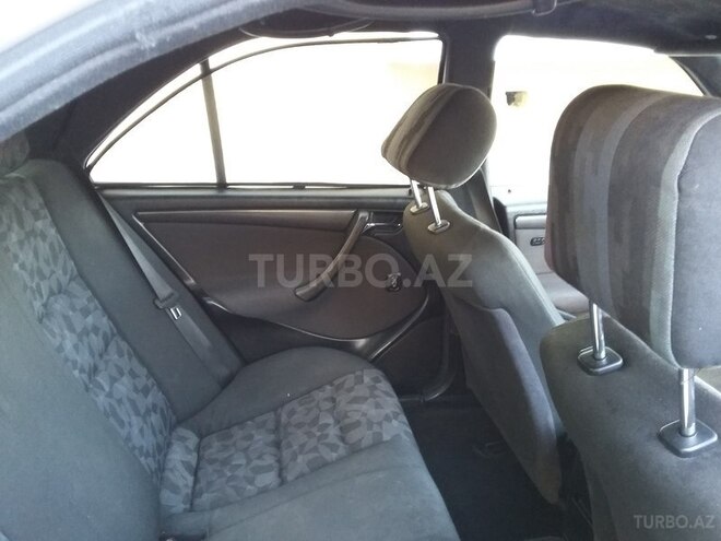 Mercedes C 200 1998, 275,000 km - 2.0 l - Bakı