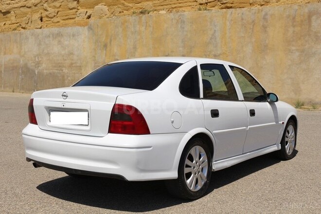 Opel Vectra 1999, 250,000 km - 1.8 l - Bakı
