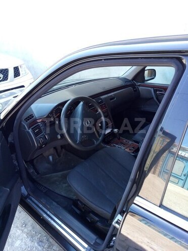 Mercedes E 220 2000, 268,000 km - 2.2 l - Bakı