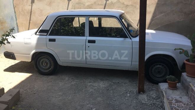 LADA (VAZ) 2107 2004, 190,000 km - 1.6 л - Bakı
