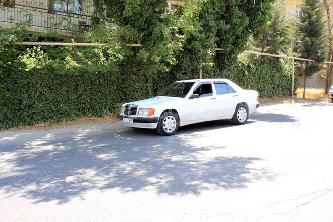 Mercedes 190 1991, 250,000 km - 1.8 l - Bakı