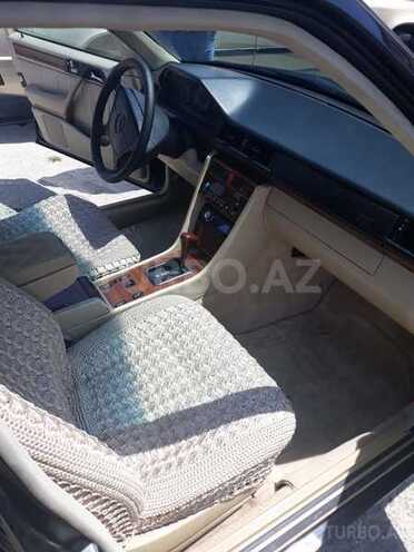 Mercedes E 320 1994, 308,167 km - 3.2 l - Şəki