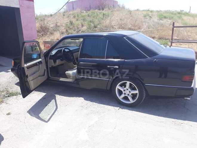 Mercedes E 320 1994, 308,167 km - 3.2 l - Şəki