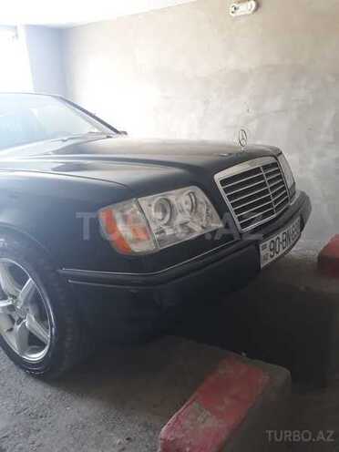 Mercedes E 320 1994, 308,167 km - 3.2 l - Şəki