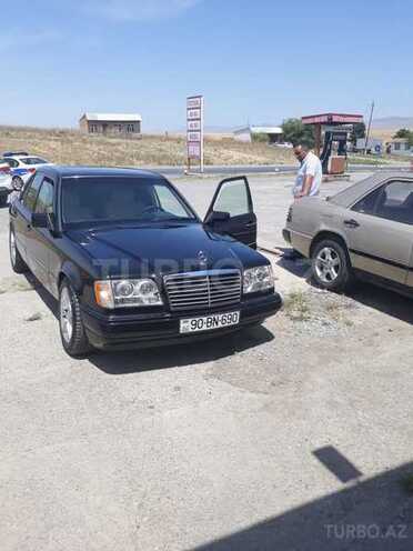 Mercedes E 320 1994, 308,167 km - 3.2 l - Şəki