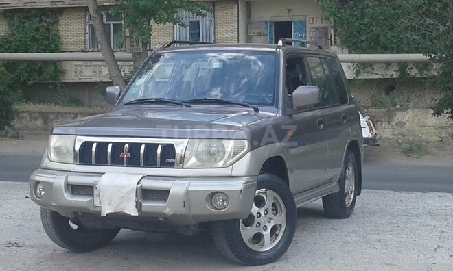 Mitsubishi Pajero io 1999, 299,000 km - 1.8 l - Bakı