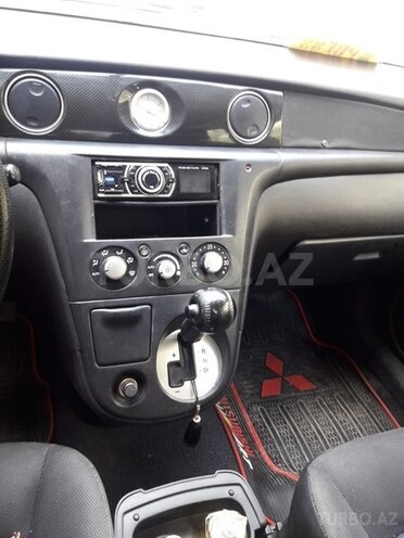 Mitsubishi Attrage 2003, 200,000 km - 2.0 l - Bakı