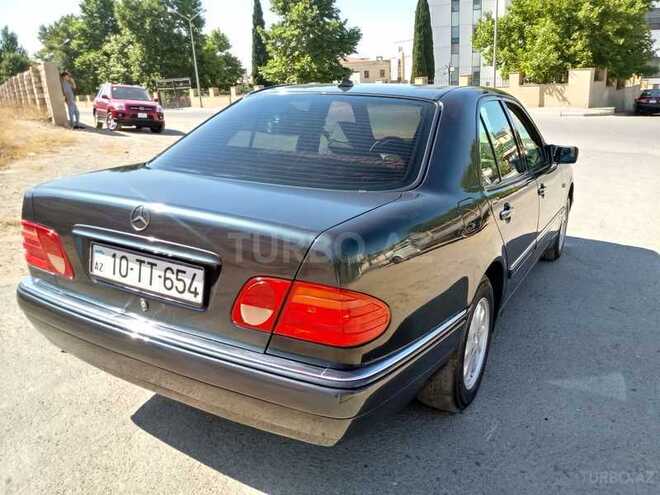 Mercedes E 230 1996, 447,000 km - 2.3 l - Bakı
