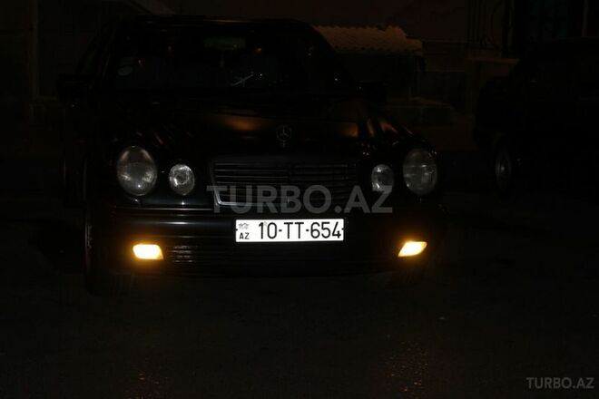 Mercedes E 230 1996, 447,000 km - 2.3 l - Bakı