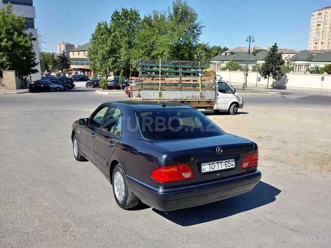 Mercedes E 230 1996, 447,000 km - 2.3 l - Bakı