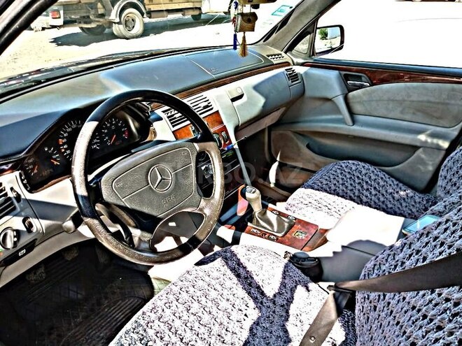 Mercedes E 230 1996, 447,000 km - 2.3 l - Bakı