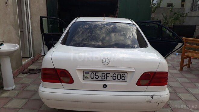 Mercedes E 230 1996, 468,448 km - 2.3 l - Bakı