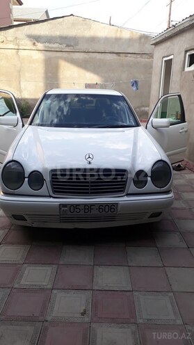 Mercedes E 230 1996, 468,448 km - 2.3 l - Bakı