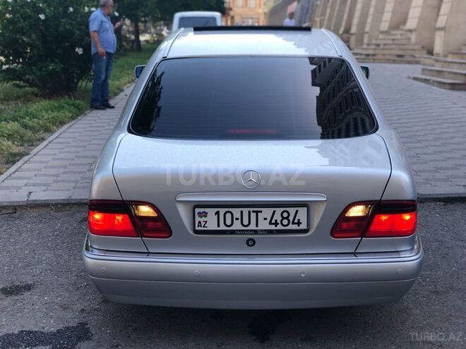 Mercedes E 240 1998, 358,000 km - 2.4 l - Şəmkir