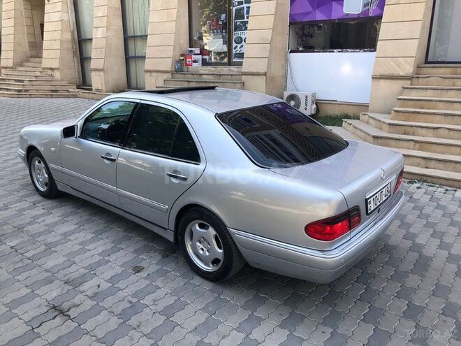 Mercedes E 240 1998, 358,000 km - 2.4 l - Şəmkir