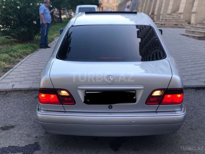 Mercedes E 240 1998, 348,000 km - 2.4 l - Şəmkir