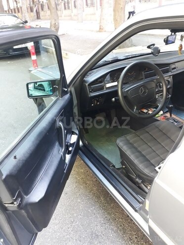 Mercedes 190 1992, 268,000 km - 2.0 l - Bakı