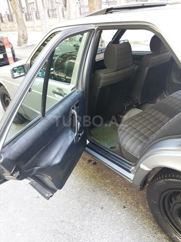 Mercedes 190 1992, 268,000 km - 2.0 l - Bakı