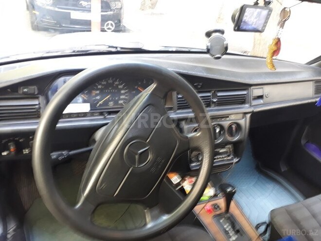 Mercedes 190 1992, 268,000 km - 2.0 l - Bakı