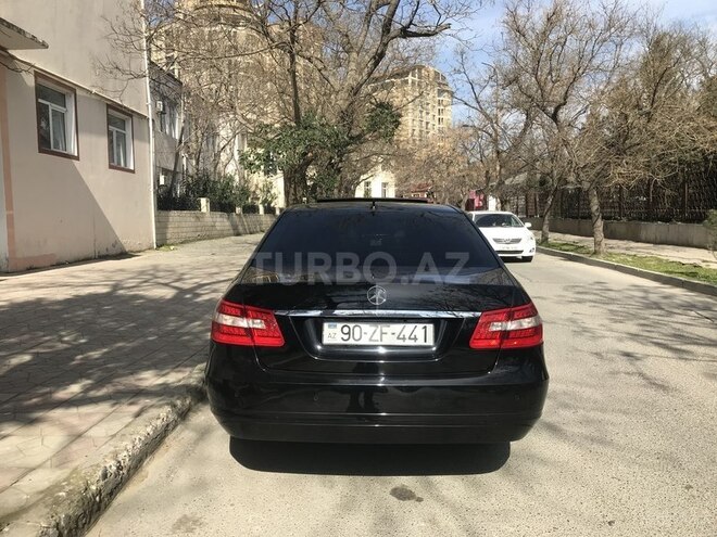 Mercedes E 220 2011, 179,000 km - 2.2 l - Bakı