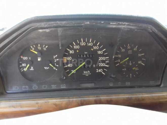 Mercedes E 300 1989, 445,000 km - 3.0 l - Bakı
