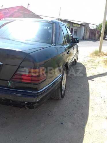 Mercedes E 300 1989, 445,000 km - 3.0 l - Bakı