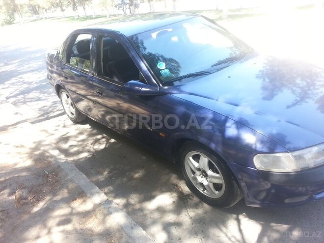 Opel Vectra 1996, 250,000 km - 2.0 l - Sumqayıt
