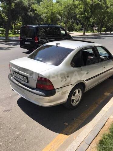 Opel Vectra 1996, 300,000 km - 1.8 l - Bakı