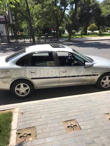 Opel Vectra 1996, 300,000 km - 1.8 l - Bakı