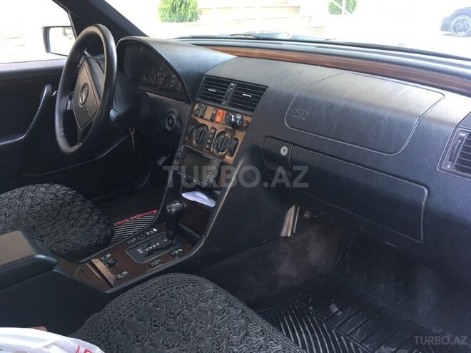 Mercedes C 200 1995, 280,461 km - 2.0 l - Bakı