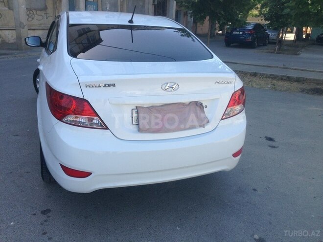 Hyundai Accent 2012, 118,000 km - 1.6 л - Bakı