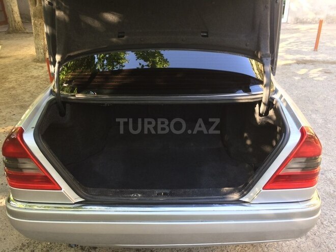 Mercedes C 220 1994, 300,000 km - 2.2 л - Bakı