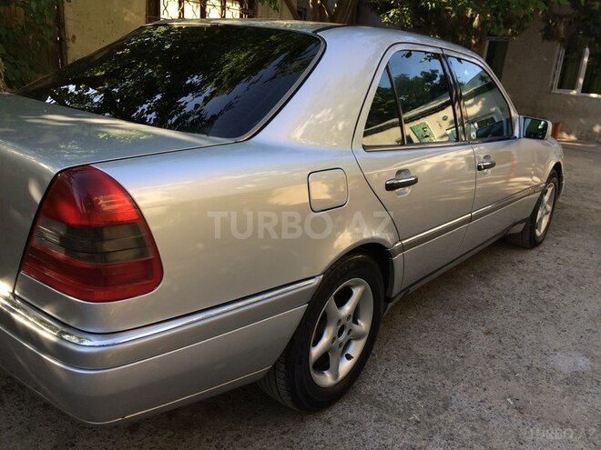 Mercedes C 220 1994, 300,000 km - 2.2 л - Bakı