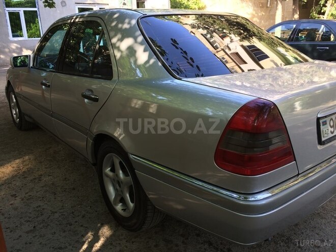 Mercedes C 220 1994, 300,000 km - 2.2 л - Bakı