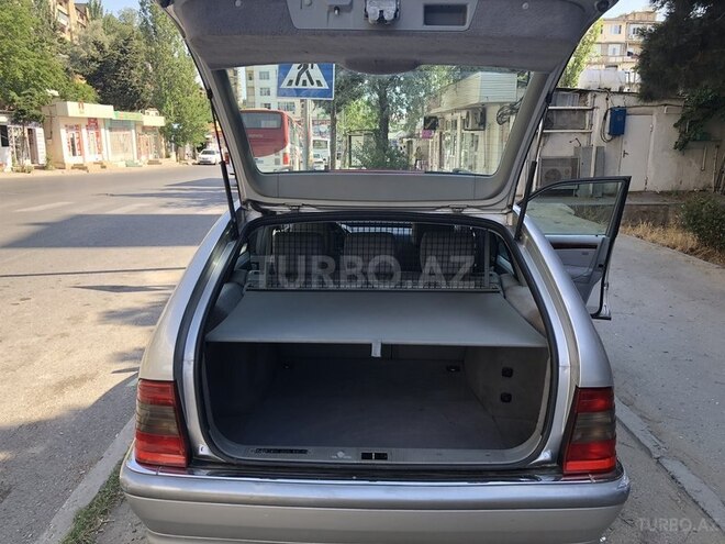 Mercedes C 180 1997, 200,000 km - 1.8 л - Bakı