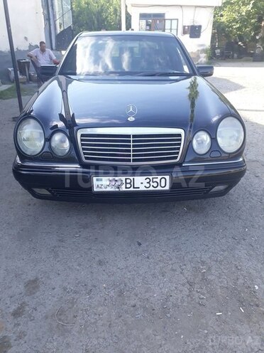 Mercedes E 240 1998, 350,000 km - 2.4 l - Mingəçevir