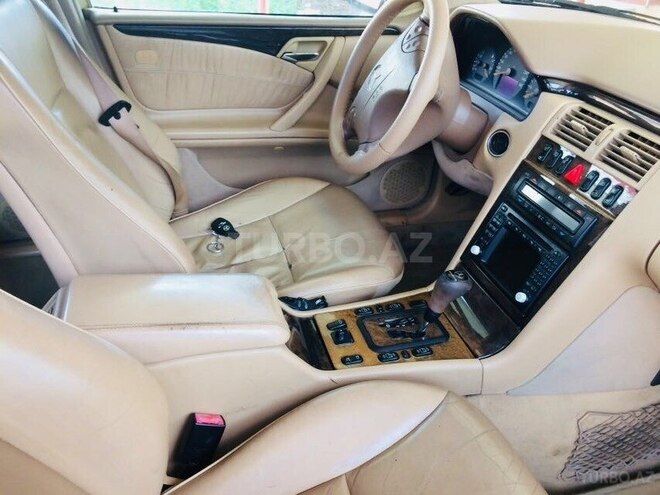 Mercedes E 280 2000, 242,000 km - 2.8 л - Bakı