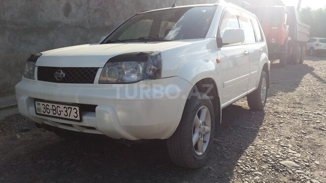 Nissan X-Trail 2000, 195,000 km - 2.0 l - Qəbələ