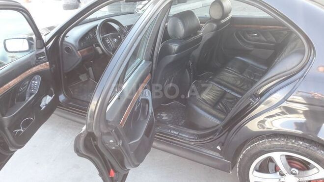 BMW 528 1996, 264,000 km - 2.8 l - Bakı