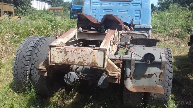 MAZ 54323 1986, 554,223 km - 15.0 л - Quba
