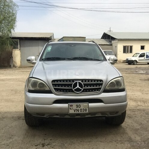 Mercedes ML 320 1999, 227,000 km - 4.3 l - Bakı