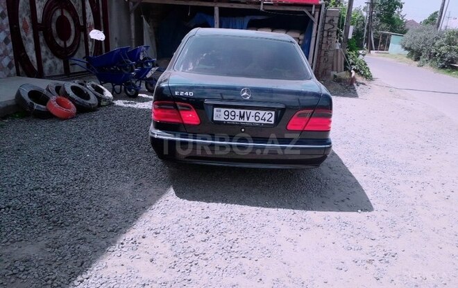 Mercedes E 240 1999, 254,000 km - 2.4 л - Lənkəran
