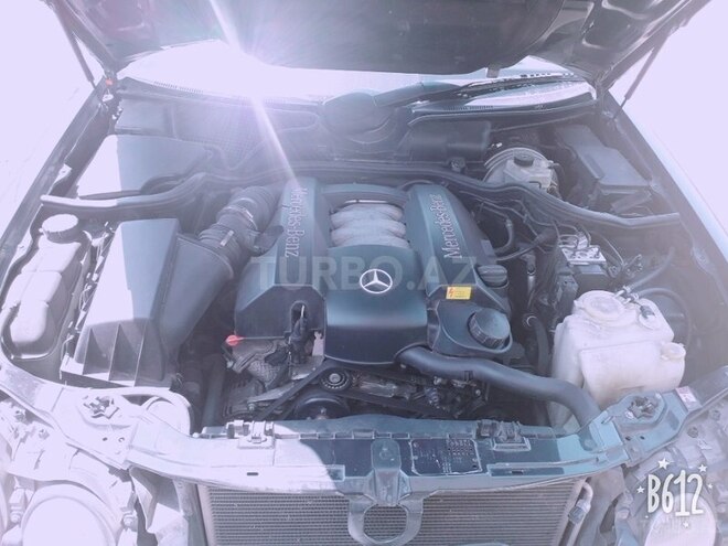 Mercedes E 240 1999, 254,000 km - 2.4 л - Lənkəran