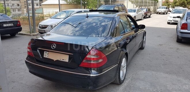Mercedes E 320 2004, 269,000 km - 3.2 l - Bakı