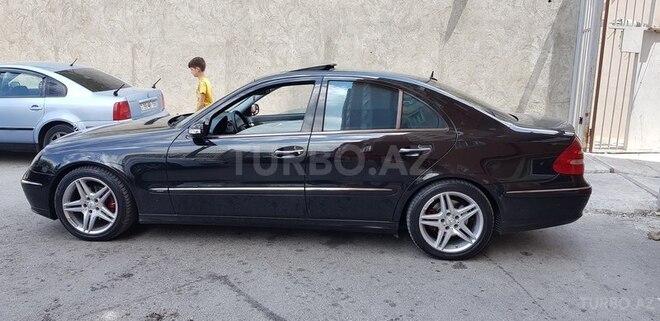 Mercedes E 320 2004, 269,000 km - 3.2 l - Bakı