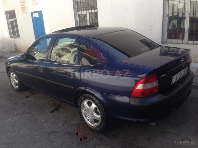 Opel Vectra 1999, 250,000 km - 1.6 л - Bakı